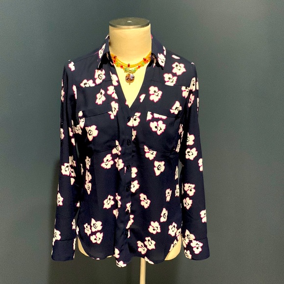 Express blouse - Picture 1 of 9